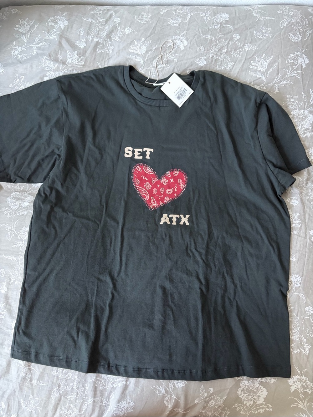 SET Active ATX Graphic Tee with Red Bandana Heart Austin pop up exclusive nwt